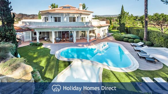 Villa Gondro with a private pool and sunbeds