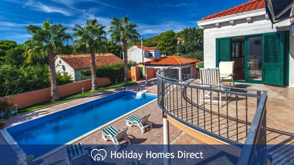 Villa Rasotica, Sumartin, Brac Island – 3 bedroom villa with pool